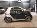 2016 Smart Fortwo — photo 13 of 16 | VIN WMEFJ5DA7GK050031