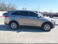 Photo 13 of 16 — 2017 Kia Sorento
