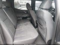 2018 Toyota Tacoma — photo 8 of 17 | VIN 5TFCZ5AN5JX139091