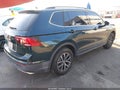 2019 Volkswagen Tiguan — photo 4 of 21 | VIN 3VV3B7AX5KM040328