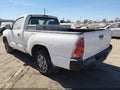 2014 Toyota Tacoma — photo 3 of 16 | VIN 5TFNX4CN2EX034858