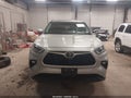 Photo 12 of 16 — 2021 Toyota Highlander