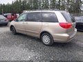 Photo 3 of 19 — 2004 Toyota Sienna