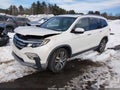 Photo 2 of 17 — 2016 Honda Pilot
