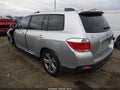 Photo 3 of 18 — 2011 Toyota Highlander