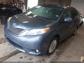 2016 Toyota Sienna — photo 2 of 16 | VIN 5TDYK3DC0GS722840