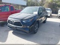 Photo 2 of 16 — 2023 Toyota Highlander