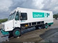 2015 Freightliner Chassis — photo 11 of 21 | VIN 4UZAC2DV0FCGP3261
