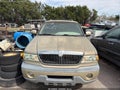 Photo 6 of 10 — 1998 Lincoln Navigator
