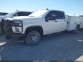 Photo 2 of 15 — 2023 Chevrolet Silverado