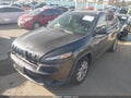 2015 Jeep Cherokee — photo 2 of 19 | VIN 1C4PJLCB4FW790757
