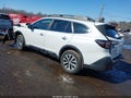 2022 Subaru Outback — photo 3 of 17 | VIN 4S4BTAAC5N3136141