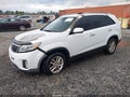 Photo 2 of 11 — 2014 Kia Sorento