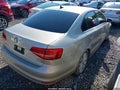 2015 Volkswagen Jetta — photo 4 of 16 | VIN 3VWLA7AJ7FM255886