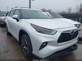 Photo 1 of 19 — 2025 Toyota Highlander