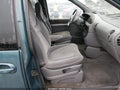 2000 Dodge Grand Caravan — photo 5 of 12 | VIN 2B4GP44G7YR776066
