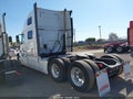 Photo 3 of 16 — 2015 Volvo VN