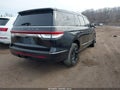 Photo 4 of 16 — 2023 Lincoln Navigator