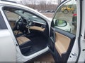 Photo 5 of 16 — 2016 Toyota RAV4 Hybrid