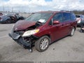 2014 Toyota Sienna — photo 2 of 17 | VIN 5TDYK3DC7ES408115