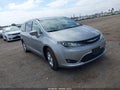 Photo 1 of 17 — 2018 Chrysler Pacifica