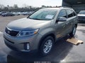 Photo 2 of 11 — 2014 Kia Sorento