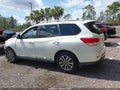2013 Nissan Pathfinder — photo 3 of 17 | VIN 5N1AR2MN0DC689386