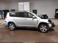 Photo 13 of 16 — 2007 Toyota RAV4