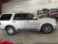 Photo 13 of 16 — 2004 Lincoln Navigator