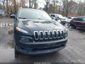 Photo 12 of 17 — 2017 Jeep Cherokee