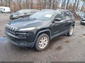 Photo 2 of 17 — 2017 Jeep Cherokee