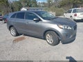 2016 Kia Sorento — photo 1 of 11 | VIN 5XYPG4A33GG116274