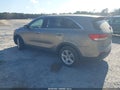 2016 Kia Sorento — photo 3 of 11 | VIN 5XYPG4A33GG116274