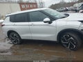 2024 Mitsubishi Outlander — photo 14 of 17 | VIN JA4J4VA8XRZ030118