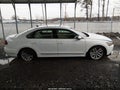 2017 Volkswagen Passat — photo 13 of 16 | VIN 1VWGT7A32HC051353