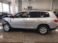 Photo 15 of 19 — 2012 Toyota Highlander