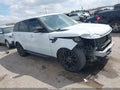 Photo 13 of 16 — 2015 Land Rover Range Rover Sport
