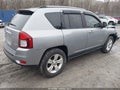 2017 Jeep Compass — photo 4 of 16 | VIN 1C4NJDEB5HD163476