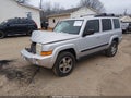 Photo 2 of 17 — 2009 Jeep Commander