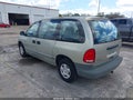 2000 Dodge Caravan — photo 3 of 11 | VIN 2B4FP25B0YR870664