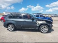 Photo 14 of 17 — 2013 BMW X5