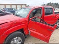 2005 Toyota Tacoma — photo 6 of 16 | VIN 3TMLU42N05M001185