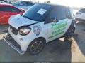 Photo 2 of 16 — 2016 Smart Fortwo