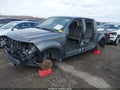 Photo 2 of 15 — 2021 Nissan Frontier