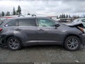 Photo 13 of 18 — 2018 Toyota Highlander