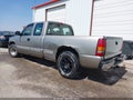 2000 Chevrolet Silverado 1500 — photo 3 of 11 | VIN 2GCEC19V8Y1358979