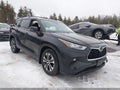 Photo 1 of 18 — 2020 Toyota Highlander