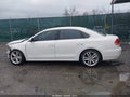 Photo 15 of 17 — 2015 Volkswagen Passat