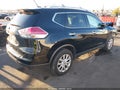 2016 Nissan Rogue Sport — photo 4 of 17 | VIN JN8AT2MT8GW000982