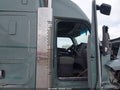 Photo 7 of 15 — 2018 Kenworth T880